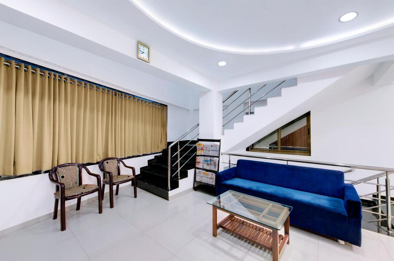 Hotel Shital Inn Ahmedabad Esterno foto