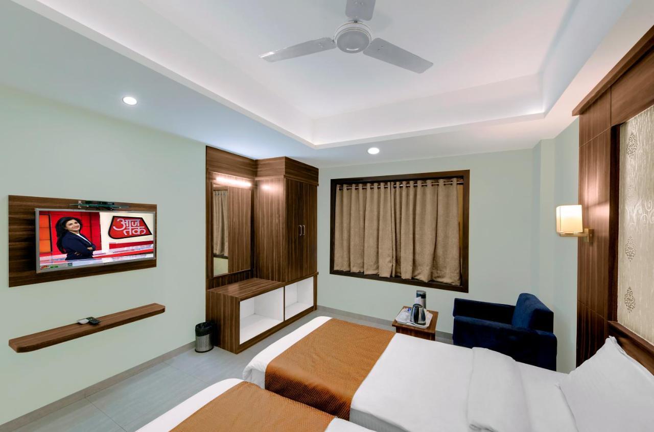 Hotel Shital Inn Ahmedabad Esterno foto